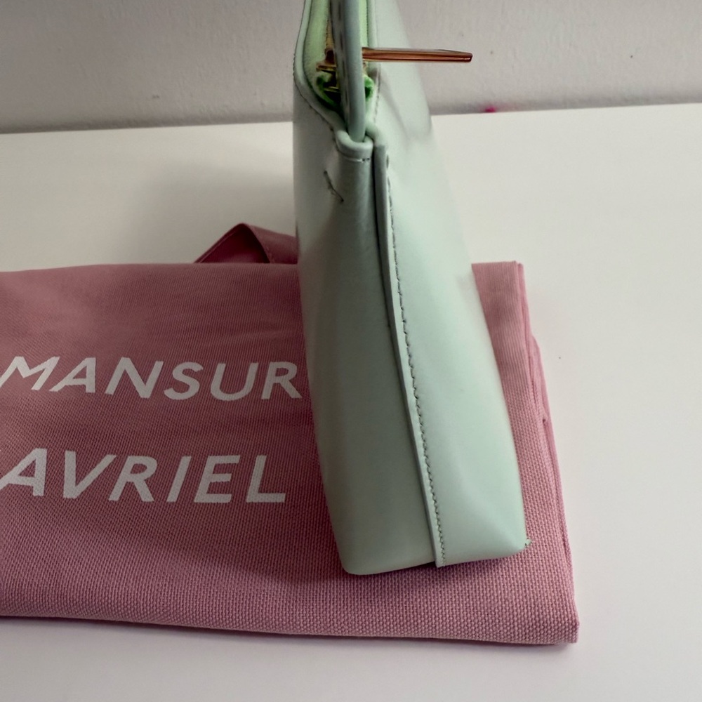 New-MANSUR GAVRIEL
Gaia Zip Leather Shoulder Bag - Picture 11 of 14